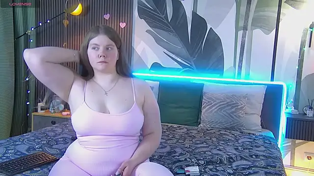 RubyValen online show from February 2025 01:19:01 AM