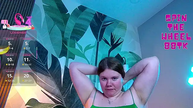 RubyValen online show from October 2025 01:09:01 AM