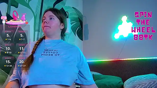 RubyValen online show from November 2025 02:01:01 AM