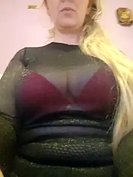 VictoriaMiami online show from February 2026 12:26:01 PM