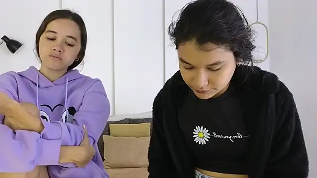 sexychanell 18 online show from April 2026 01:25:01 PM