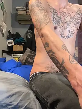 DarkHorse89 online show from December 2024 04:09:02 AM