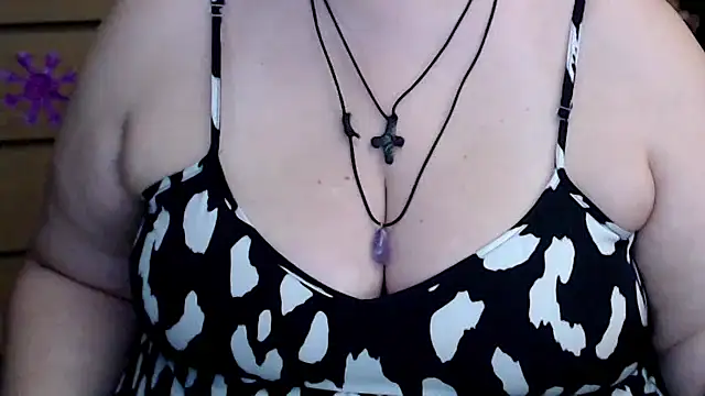 mayasmith online show from November 2025 10:37:02 AM