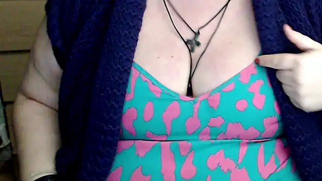 mayasmith online show from November 2025 08:01:01 PM