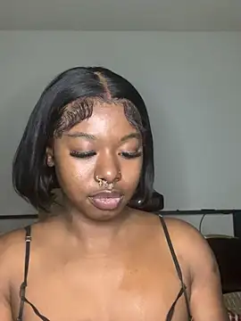 TinyBlazian901 online show from February 2026 04:01:01 AM