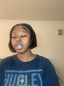 TinyBlazian901 online show from February 2026 03:58:02 PM