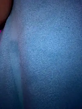 caroline cossei online show from January 2026 09:43:01 PM