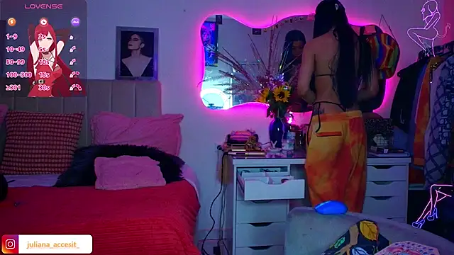 caroline cossei online show from March 2026 09:55:02 PM