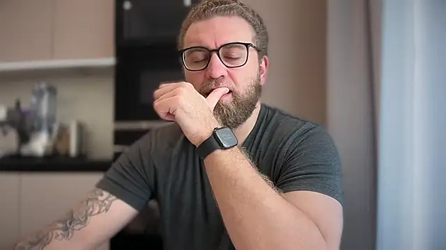 Bear bear  online show from April 2026 09:11:02 AM