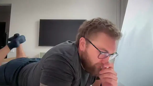 Bear bear  online show from April 2026 09:38:01 AM