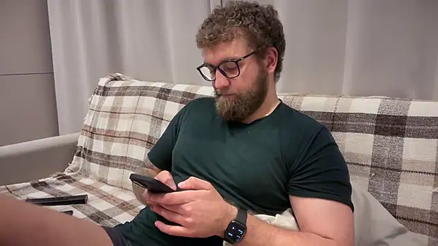 Snapshot of Bear_bear_ chatting on May 2026 11:02:01 AM Bear bear online show from May 2026 11:02:01 AM