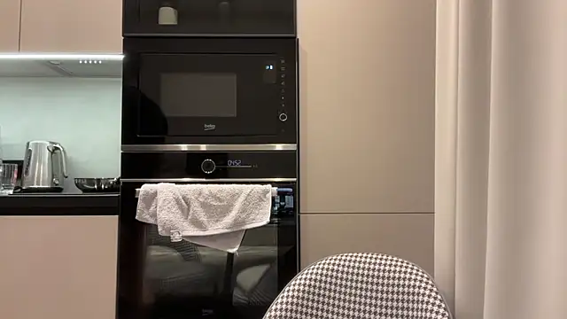 Snapshot of Bear_bear_ chatting on November 2025 11:31:02 AM Bear bear online show from November 2025 11:31:02 AM