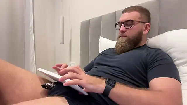 Snapshot of Bear_bear_ chatting on November 2025 11:04:02 AM Bear bear online show from November 2025 11:04:02 AM