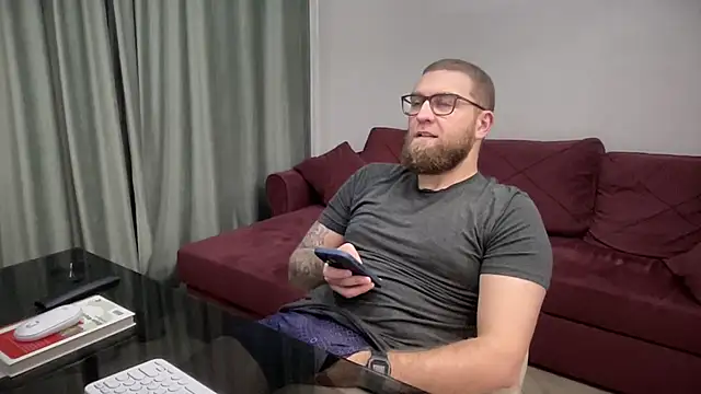 Snapshot of Bear_bear_ chatting on March 2025 08:31:02 PM Bear bear online show from March 2025 08:31:02 PM