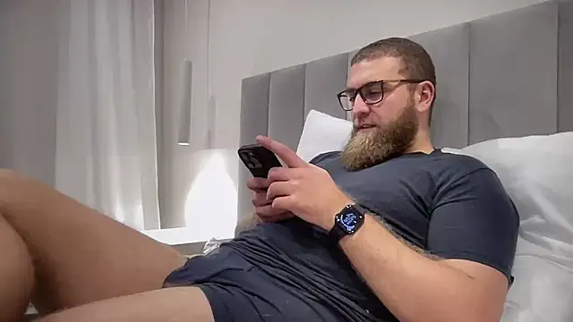 Snapshot of Bear_bear_ chatting on October 2025 12:38:02 PM Bear bear online show from October 2025 12:38:02 PM