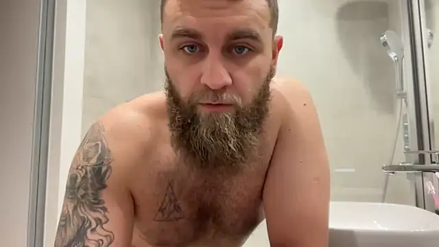 Snapshot of Bear_bear_ chatting on November 2025 08:42:02 AM Bear bear online show from November 2025 08:42:02 AM