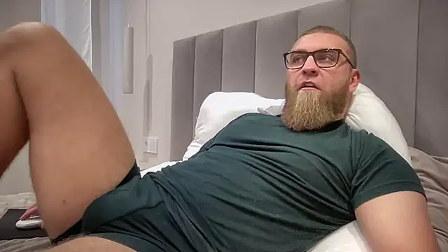 Snapshot of Bear_bear_ chatting on October 2025 11:11:01 AM Bear bear online show from October 2025 11:11:01 AM