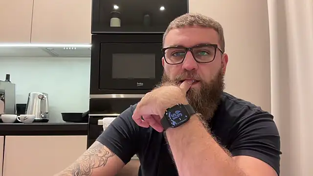 Snapshot of Bear_bear_ chatting on November 2025 12:39:01 PM Bear bear online show from November 2025 12:39:01 PM