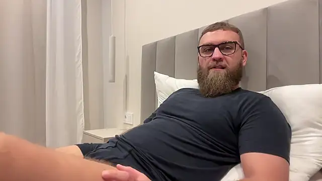 Snapshot of Bear_bear_ chatting on November 2025 11:36:01 AM Bear bear online show from November 2025 11:36:01 AM