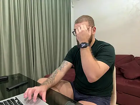 Snapshot of Bear_bear_ chatting on March 2025 02:19:02 AM Bear bear online show from March 2025 02:19:02 AM