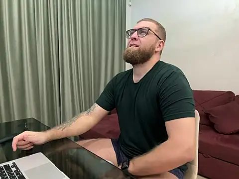 Snapshot of Bear_bear_ chatting on March 2025 10:32:01 PM Bear bear online show from March 2025 10:32:01 PM