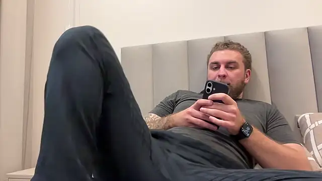 Bear bear  online show from March 2026 02:43:01 PM