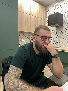 Snapshot of Bear_bear_ chatting on March 2025 01:23:02 PM Bear bear online show from March 2025 01:23:02 PM