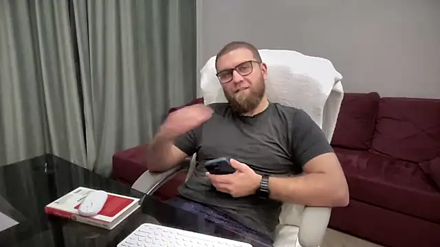 Snapshot of Bear_bear_ chatting on March 2025 02:39:01 AM Bear bear online show from March 2025 02:39:01 AM