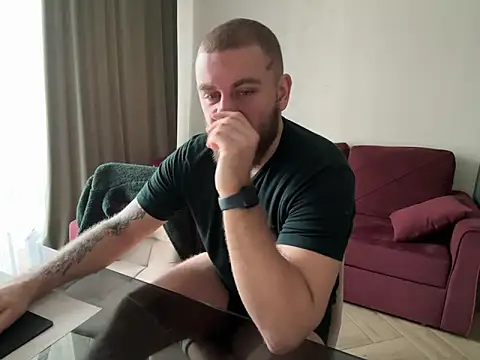 Snapshot of Bear_bear_ chatting on March 2025 06:08:02 AM Bear bear online show from March 2025 06:08:02 AM