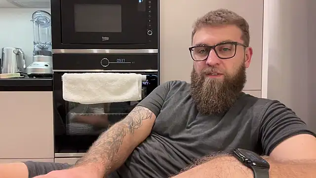 Bear bear  online show from January 2026 04:14:01 PM