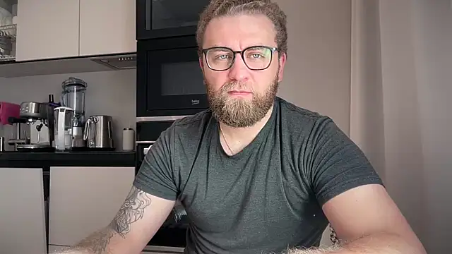 Bear bear  online show from April 2026 07:55:03 AM