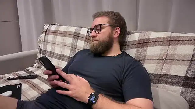 Snapshot of Bear_bear_ chatting on May 2026 09:08:02 AM Bear bear online show from May 2026 09:08:02 AM