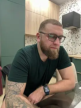 Snapshot of Bear_bear_ chatting on February 2025 02:58:02 PM Bear bear online show from February 2025 02:58:02 PM