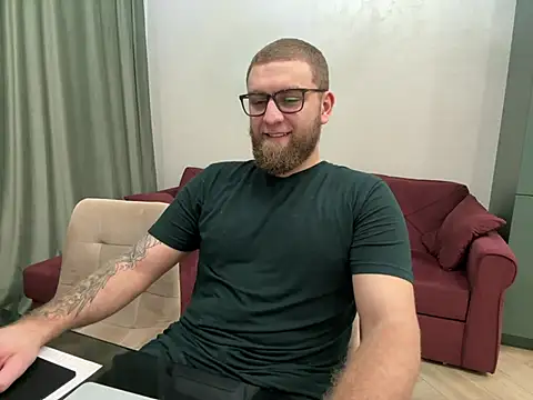 Snapshot of Bear_bear_ chatting on March 2025 04:49:02 AM Bear bear online show from March 2025 04:49:02 AM