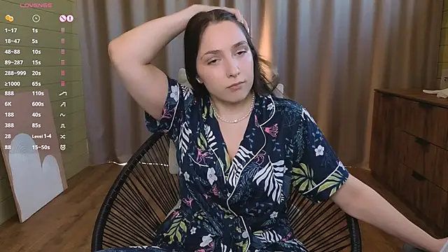 Snapshot of Tebepizda27 chatting on April 2026 08:20:02 AM Tebepizda27 online show from April 2026 08:20:02 AM