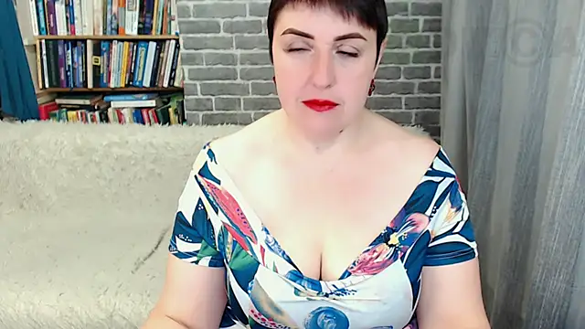 Rainbow lady online show from November 2025 02:22:01 AM