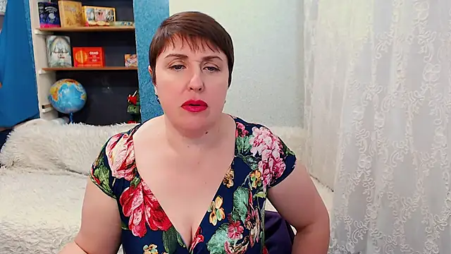 Rainbow lady online show from January 2025 02:03:02 PM