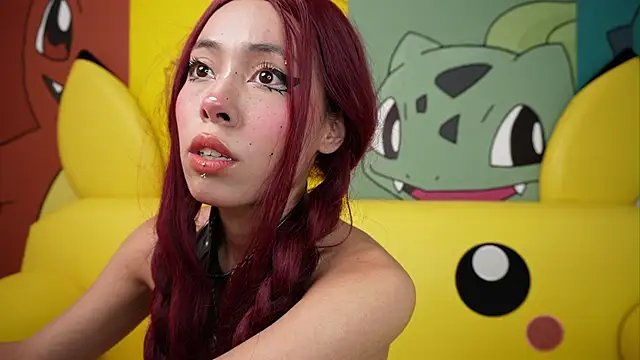 miss  maria online show from November 2025 06:01:01 PM