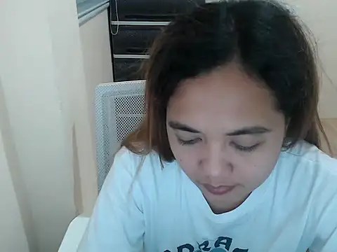 xTheLastVIRGINx online show from February 2026 02:08:01 PM