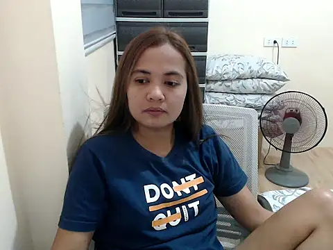 Snapshot of xTheLastVIRGINx chatting on April 2026 01:24:02 PM xTheLastVIRGINx online show from April 2026 01:24:02 PM
