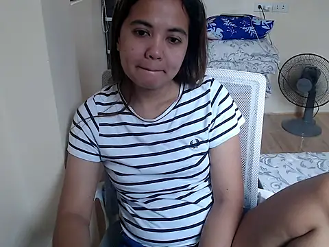 xTheLastVIRGINx online show from January 2026 05:33:02 AM