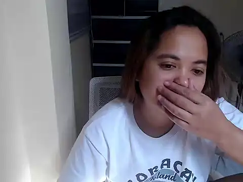 xTheLastVIRGINx online show from February 2026 06:11:02 AM