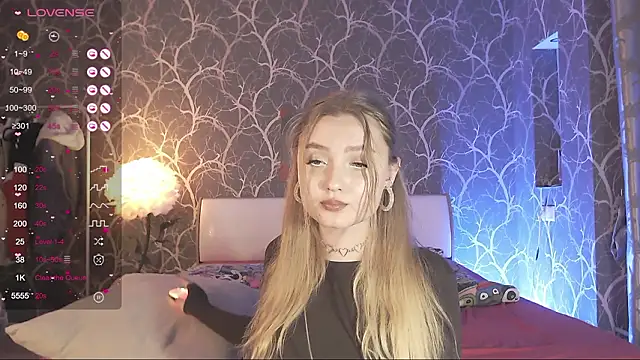 MiaMiaMeow online show from March 2026 02:35:02 PM