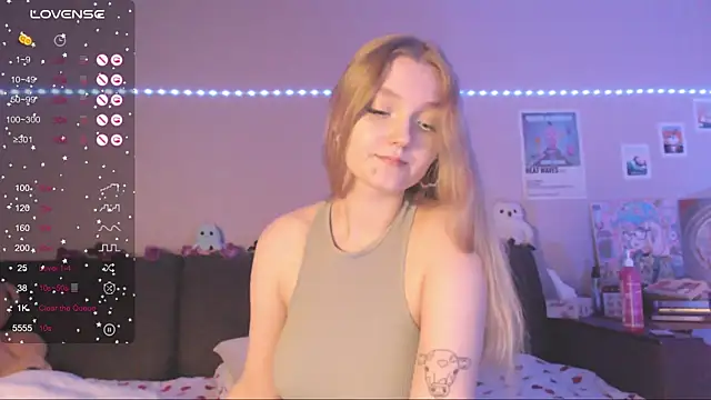 Snapshot of MiaMiaMeow chatting on February 2025 05:04:02 PM MiaMiaMeow online show from February 2025 05:04:02 PM