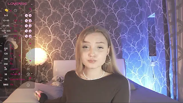 MiaMiaMeow online show from March 2026 06:29:02 PM