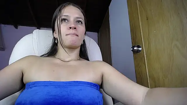 Snapshot of _juliana_rios chatting on February 2025 07:19:02 PM juliana rios online show from February 2025 07:19:02 PM