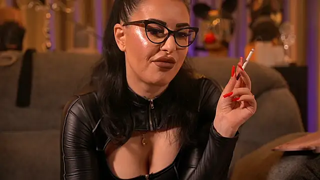 kelly kent online show from November 2025 11:20:01 PM