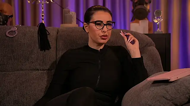 Snapshot of kelly_kent chatting on March 2025 01:20:02 AM kelly kent online show from March 2025 01:20:02 AM
