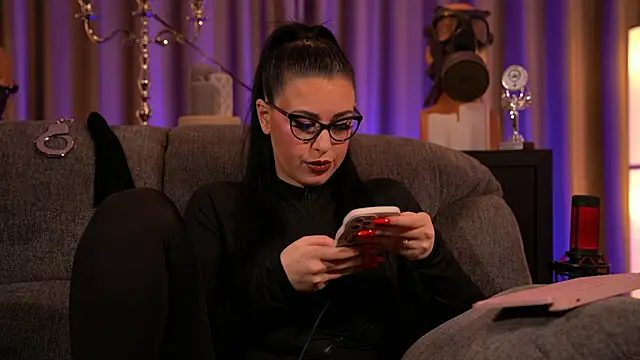 Snapshot of kelly_kent chatting on February 2025 01:34:01 AM kelly kent online show from February 2025 01:34:01 AM