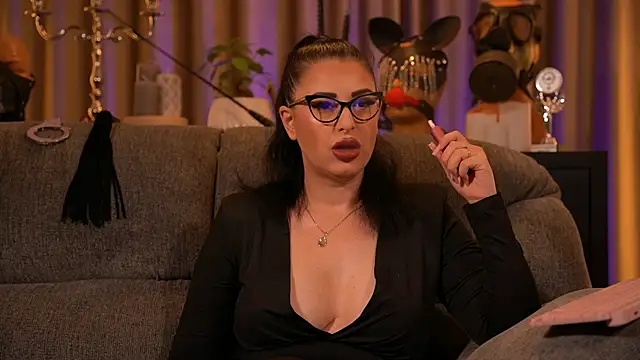 Snapshot of kelly_kent chatting on September 2025 10:31:01 PM kelly kent online show from September 2025 10:31:01 PM